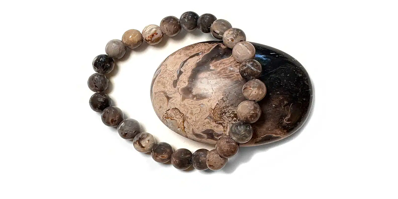 Armband mit Kraftstein-Perlen aus versteinertem Palmholz