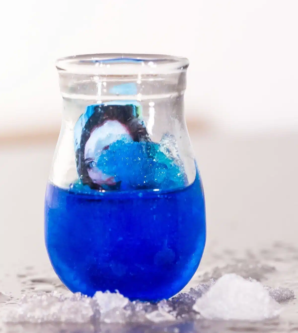 Blaues Eis – ein Tiefkühl-Zauber