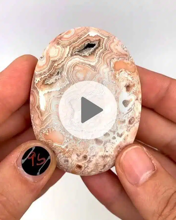 Buntgebaenderter-Achat-Handschmeichler-9b