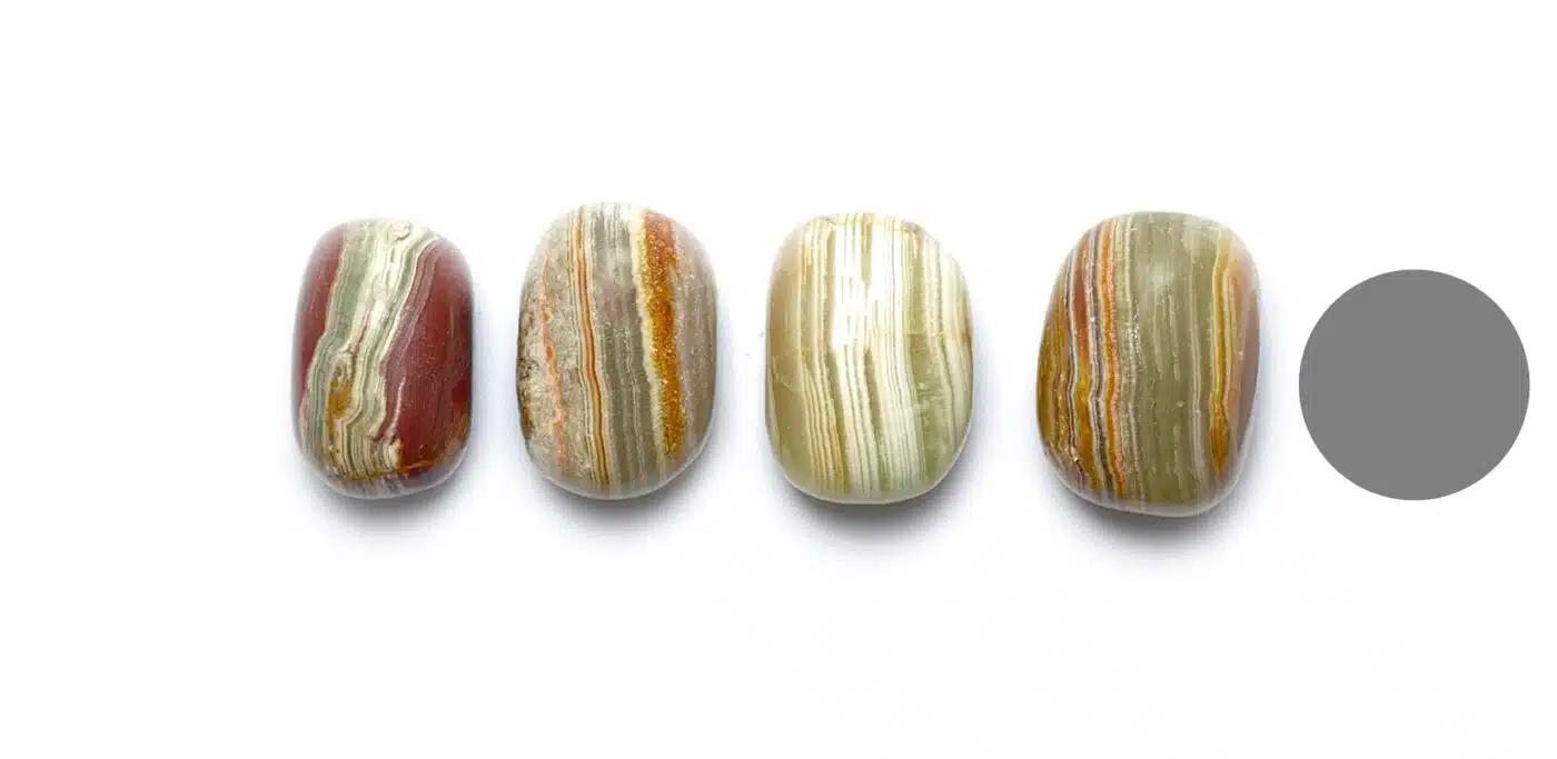 Kraftstein Calcit-Aragonit - Trommelstein Glücksstein Handstein Handschmeichler