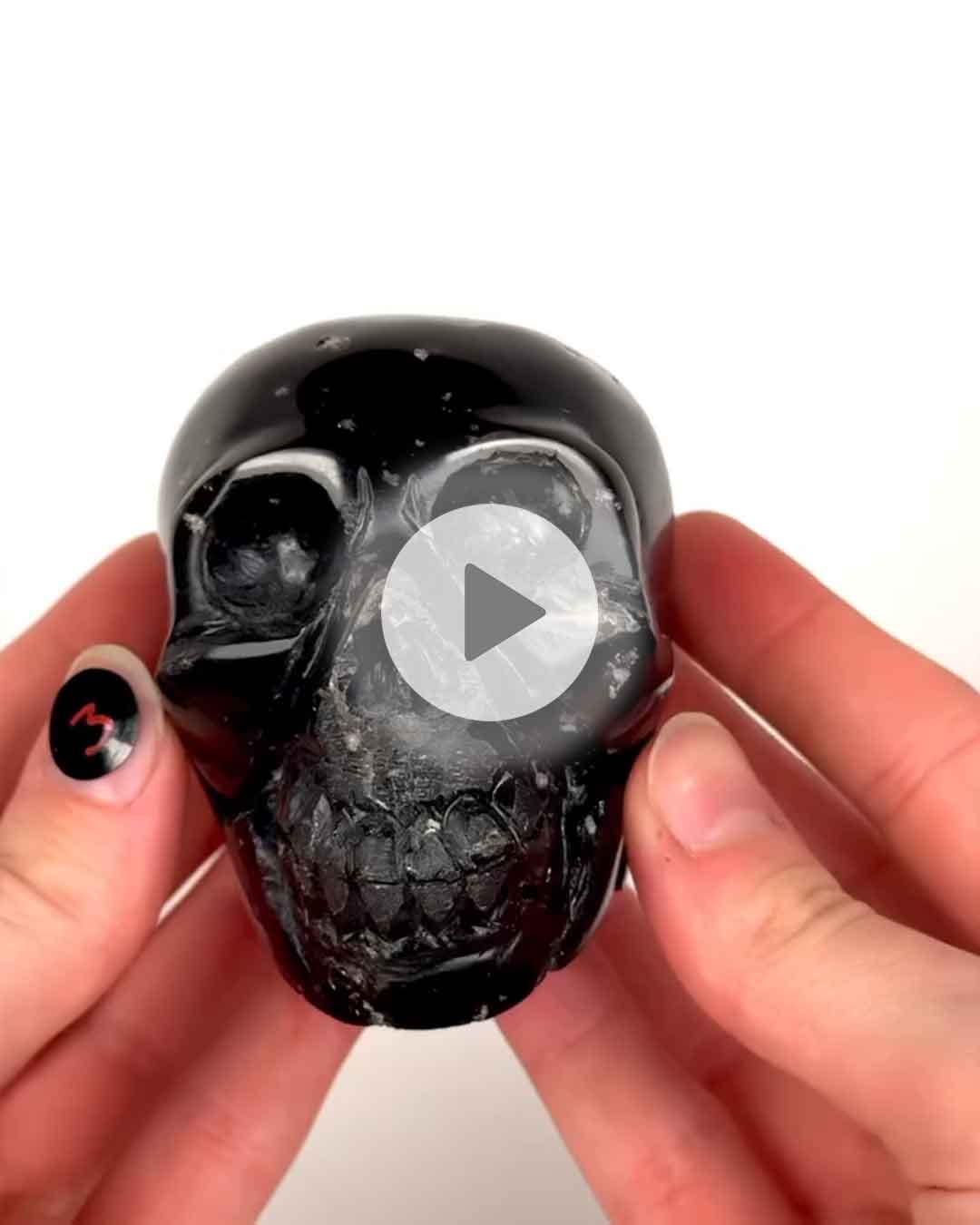 Einzelstueck-Agni-Manitit-Schaedel-3