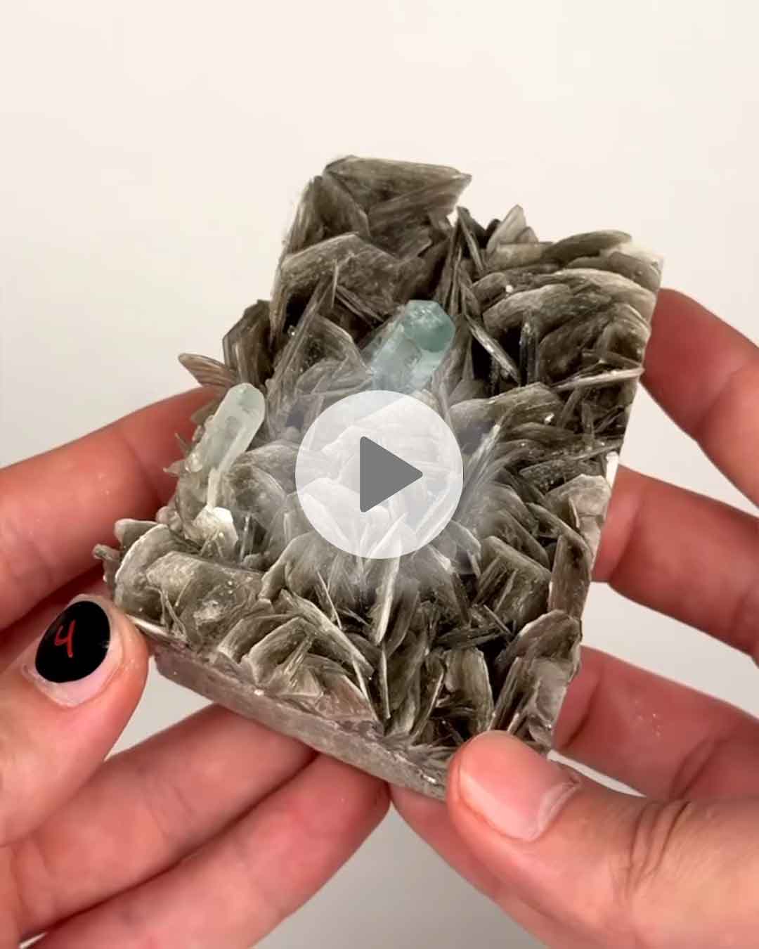 Einzelstueck-Aquamarin-in-Muskovit-4