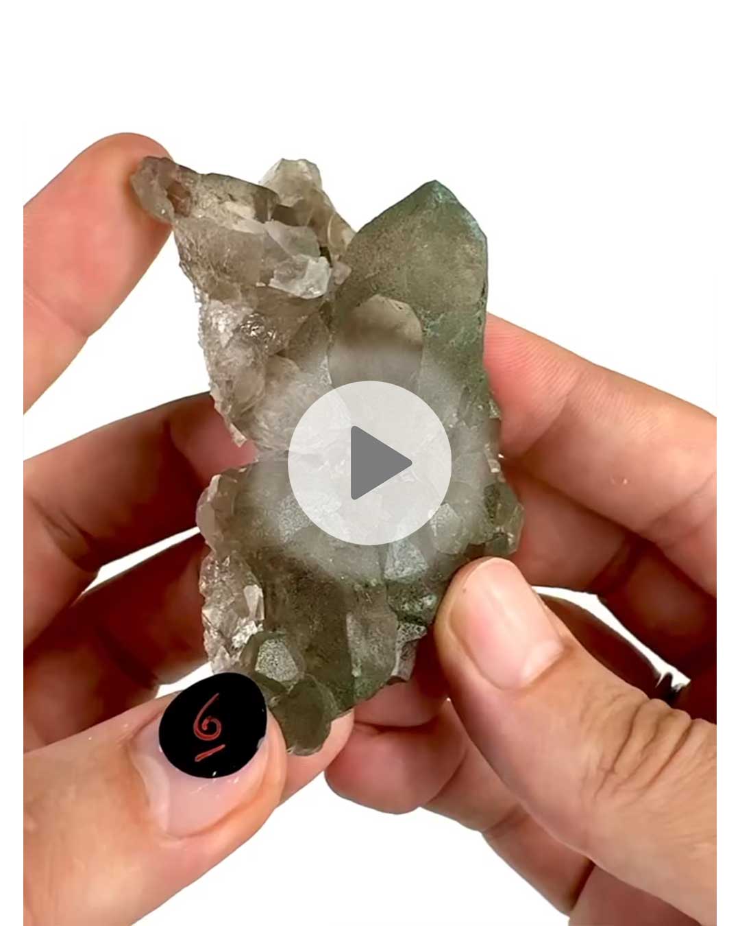 Einzelstueck-Bergkristall-Chlorit-Mont-Blanc-6