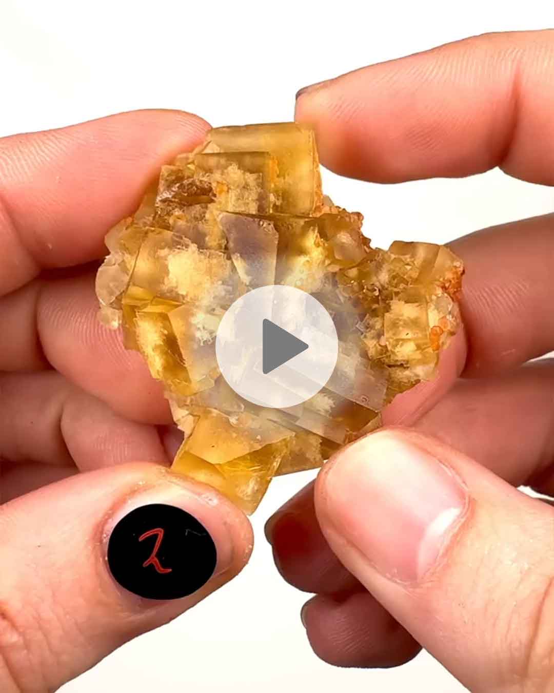 Einzelstueck-Gelber-Fluorit-Marokko-2