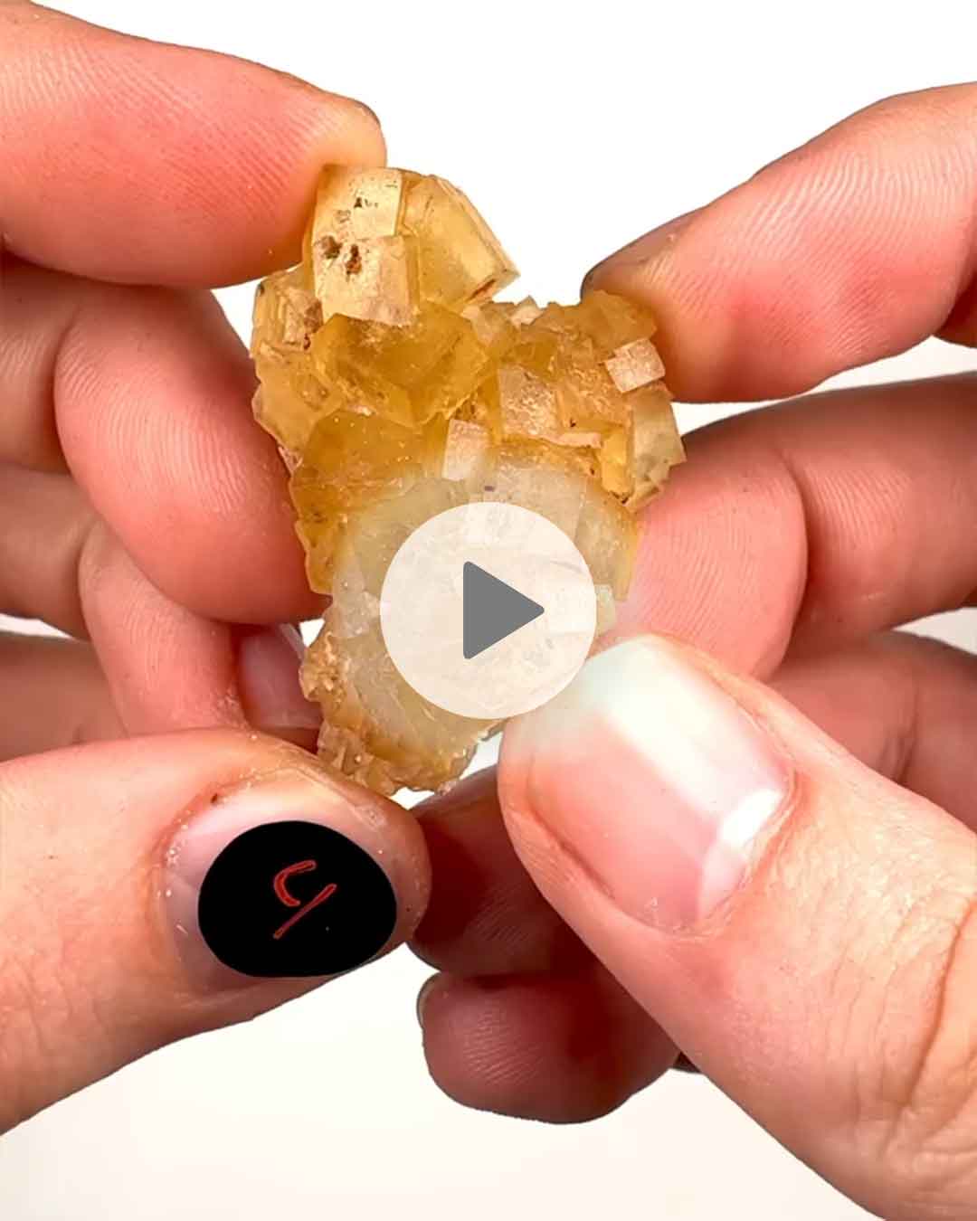 Einzelstueck-Gelber-Fluorit-Marokko-4