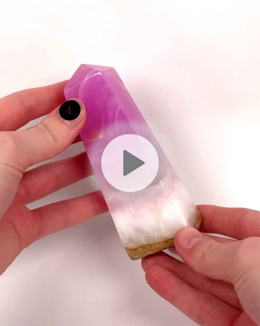 Einzelstueck-Pinkfarbener-Aragonit-Turm-1