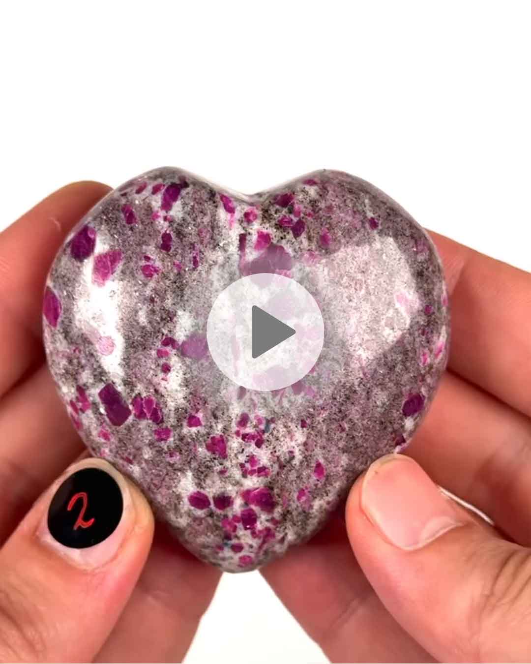 Einzelstueck-Rubin-Rhyolith-2