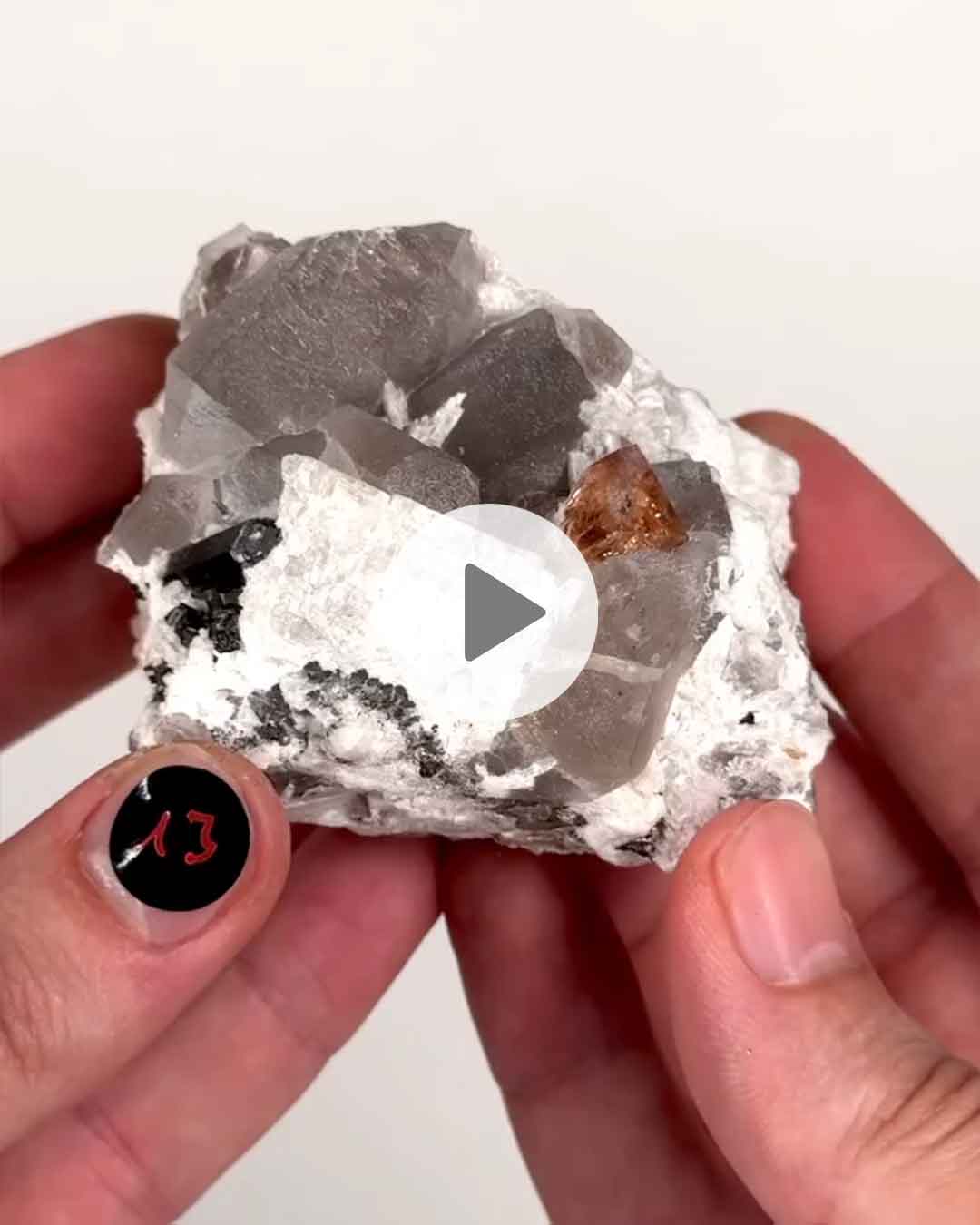 Einzelstueck-Topas-in-Matrix-13