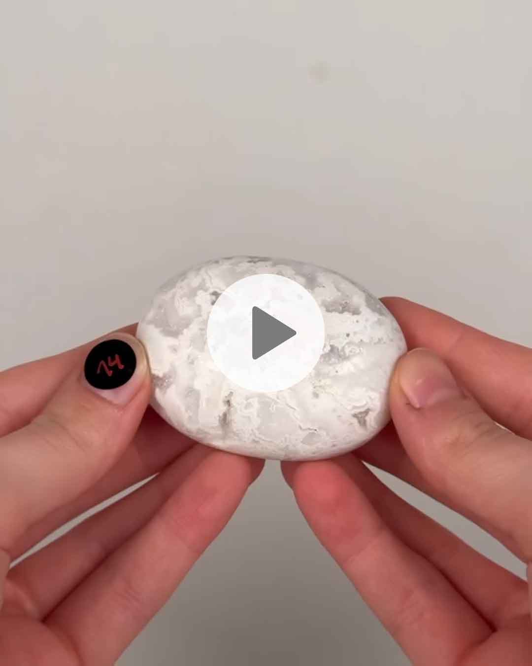 Einzelstueck-weisser-Crazy-Lace-Achat-Handschmeichler-14