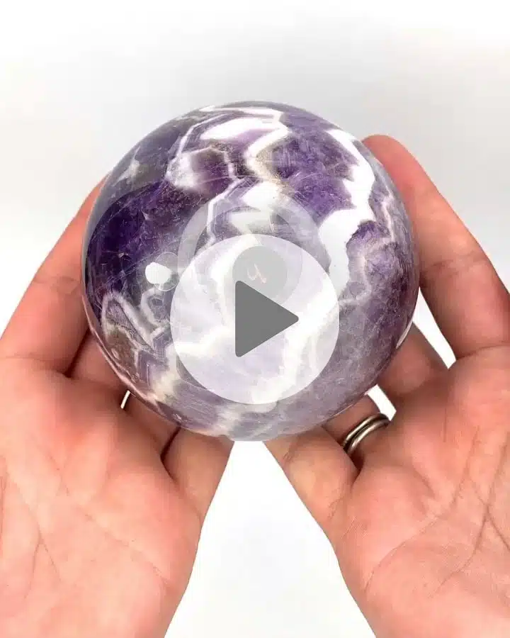Einzslstueck-Chevron-Amethyst-Kugel-4