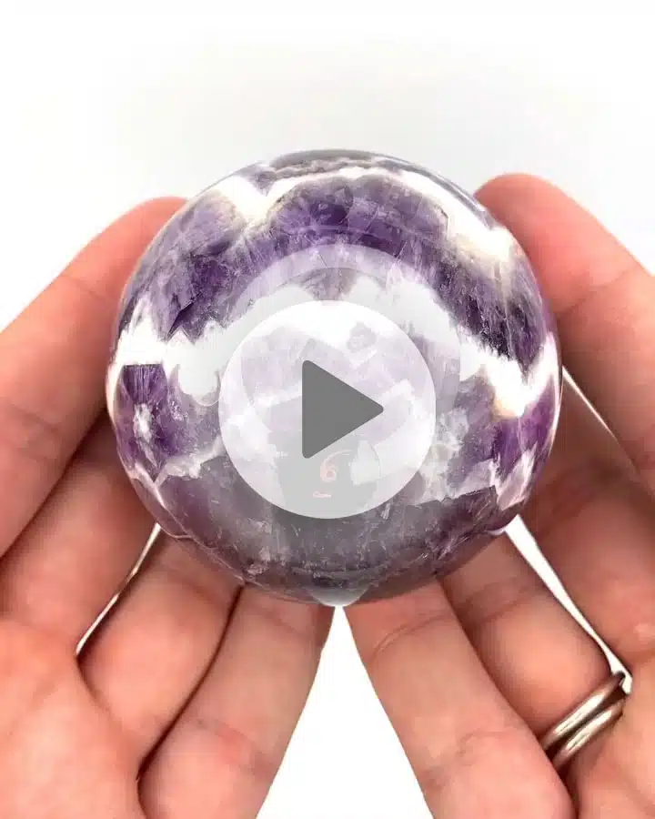 Einzslstueck-Chevron-Amethyst-Kugel-6