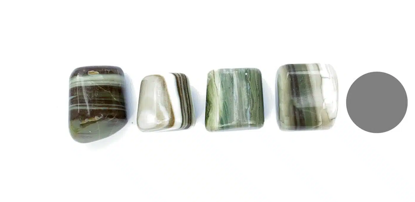 Kraftstein Gebänderter Serpentin - Trommelstein Glücksstein Handstein Handschmeichler