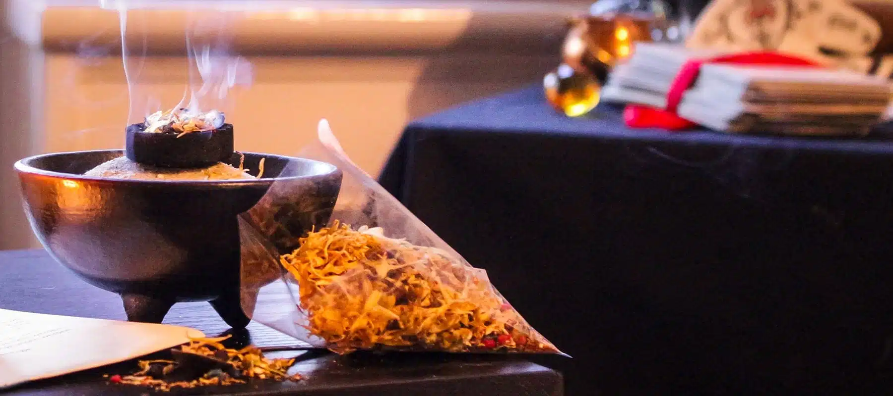 Die Rauhnächte - eine Zeit erfüllt mit Zauber und Magie! Die Rauhnächte - eine Zeit erfüllt mit Zauber und Magie!