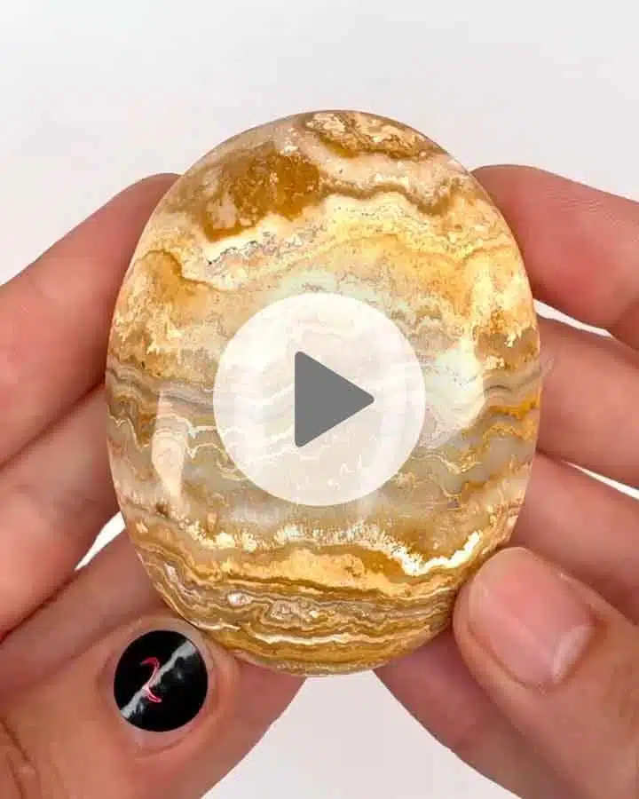 Indo-Achat-gebaendert-gelb-Handschmeichler-2