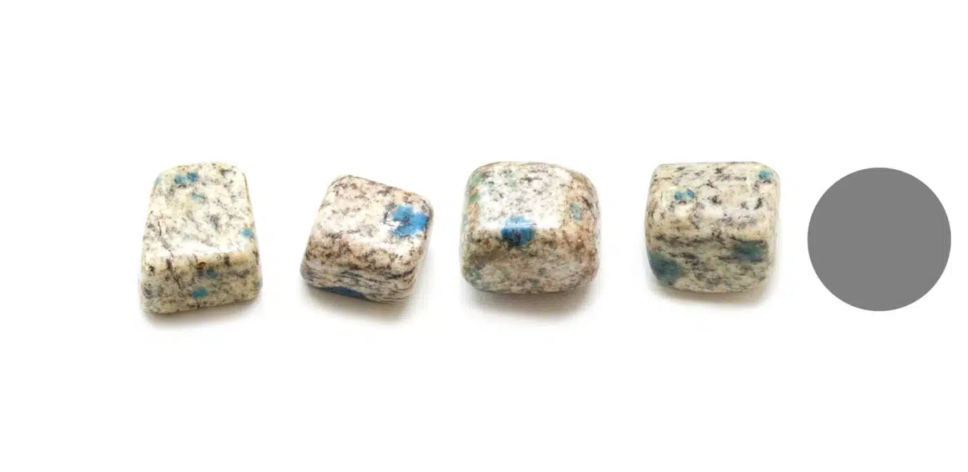 Kraftstein Regentropfen-Azurit (K2) - Trommelstein Glücksstein Handstein Handschmeichler