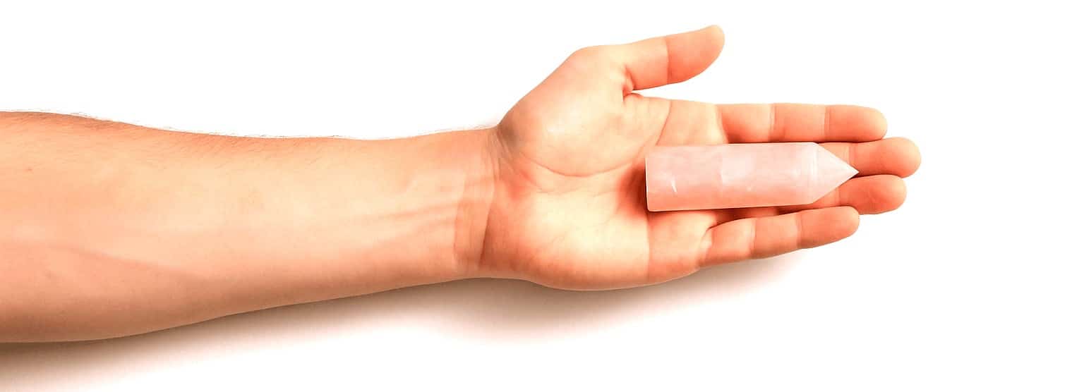 Krafthand mit Rosenquarz