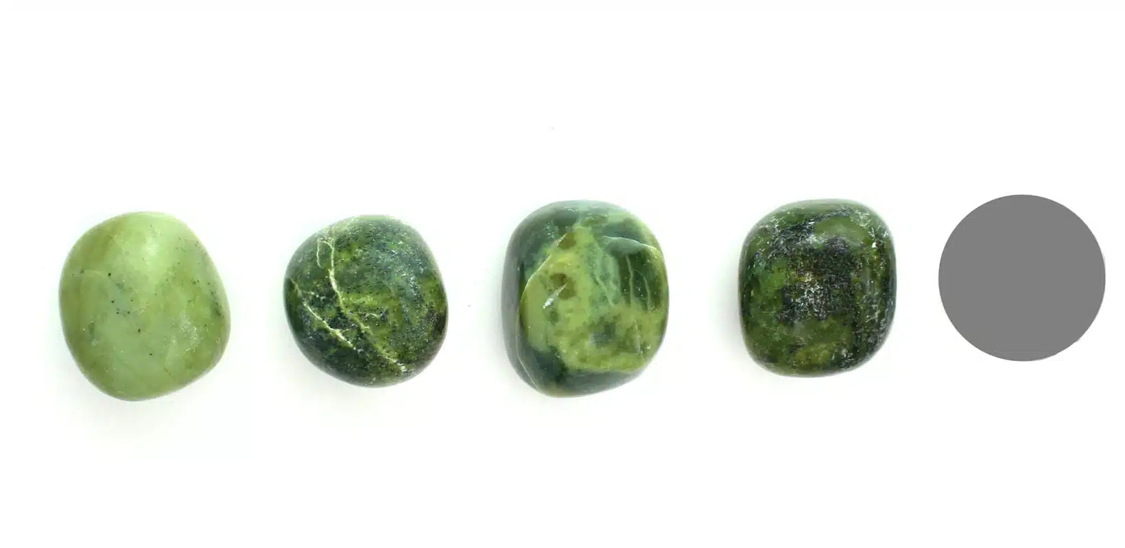 Kraftstein Serpentin - Trommelstein Glücksstein Handstein Handschmeichler