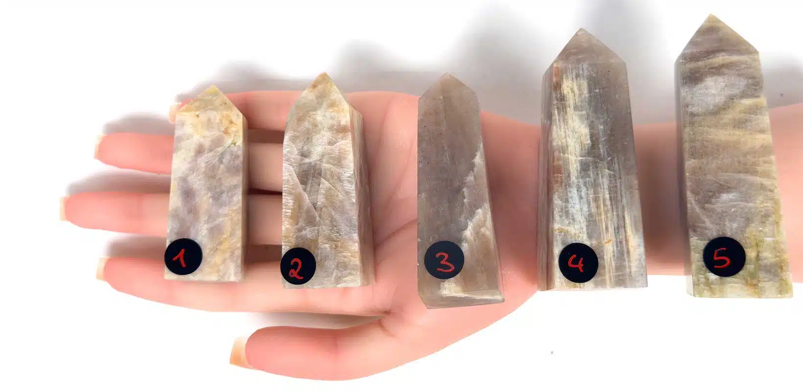 Kraftstein-Turm-Mondstein-Indien