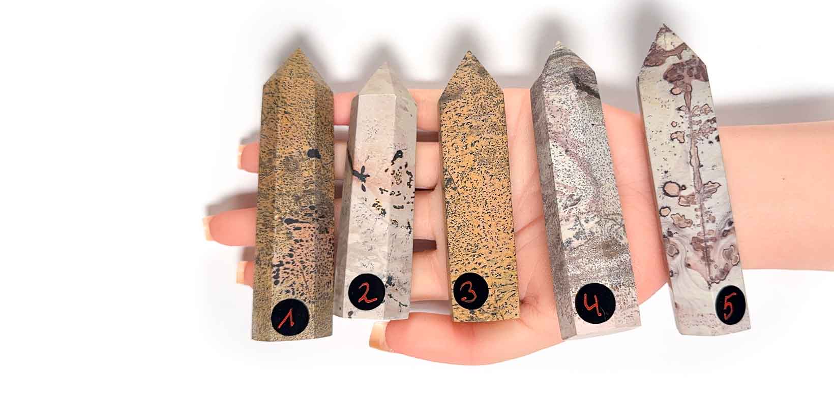 Kraftstein-Turm Suibokuga-Rhyolith