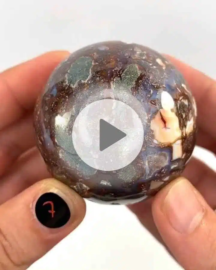 Markasit-Chalcedon-Kugel-7