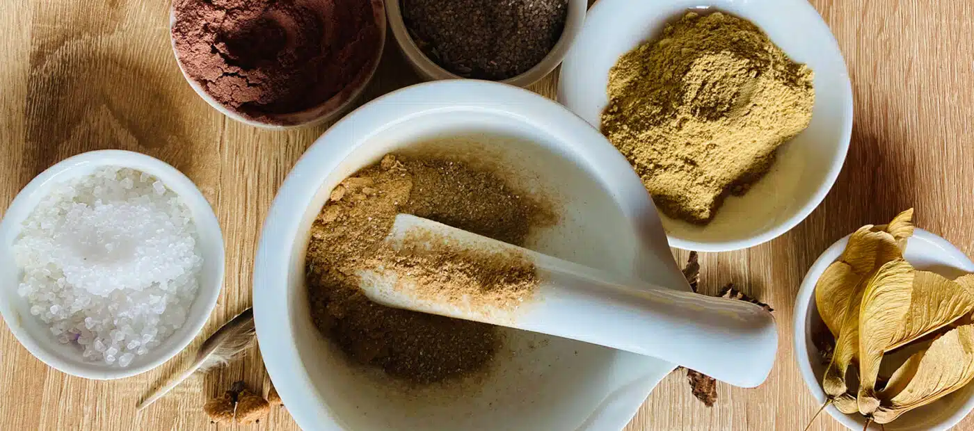 Die Verwendung von Pulvern in der Magie