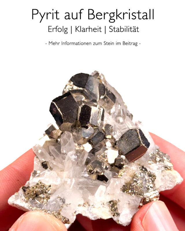 Pyrit auf Bergkristall