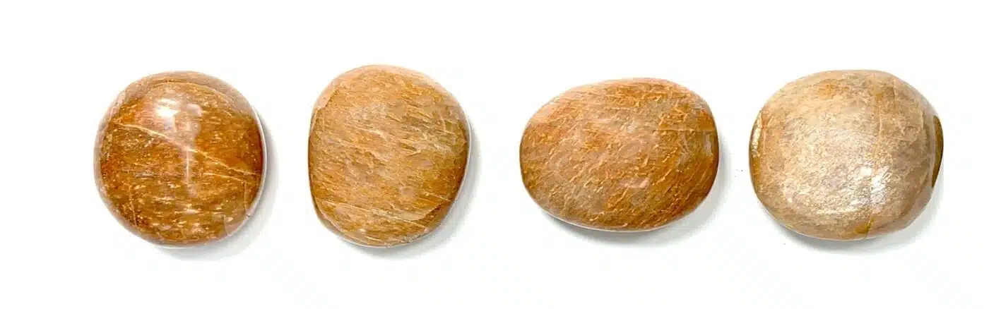 Steinwissen: Pfirsich-Mondstein